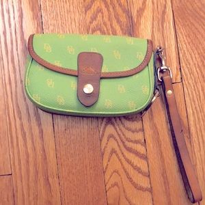 Dooney & Bourke Green Wristlet